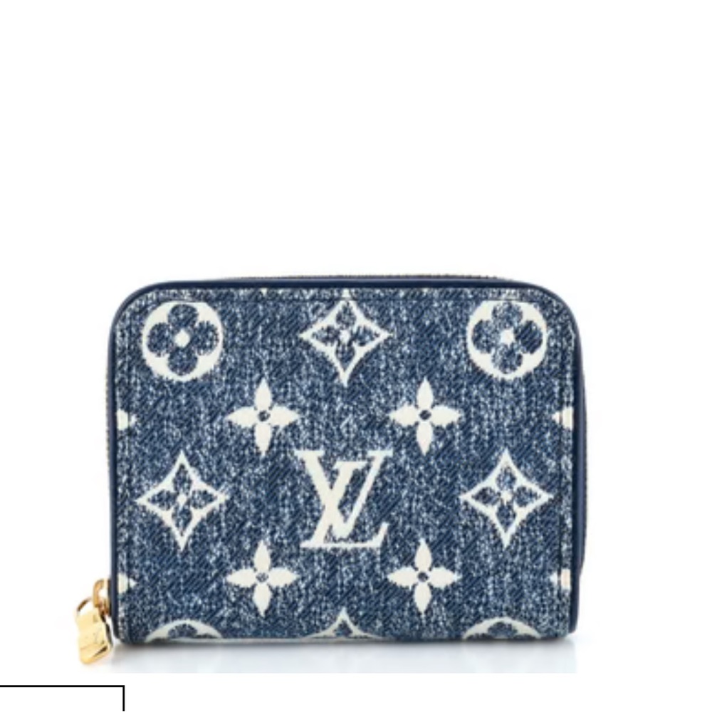 NWT‼️ LOUIS VUITTON DENIM WALLET